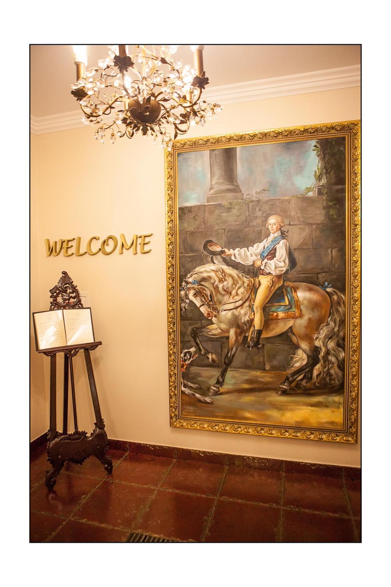 Hotel Lord Debica ภายนอก รูปภาพ