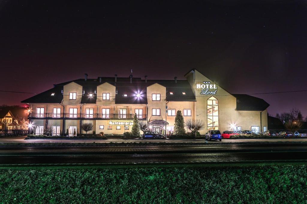 Hotel Lord Debica ภายนอก รูปภาพ